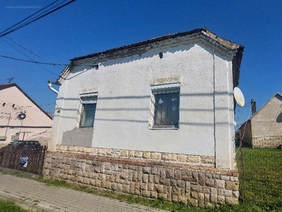 Oroszló, ingatlan, lakás, 52 m2, 9.500.000 Ft