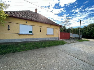Eladó családi ház - Kalocsa, Bács-Kiskun megye