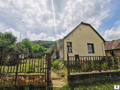 Eladó családi ház - Miszla, Fő utca 50.