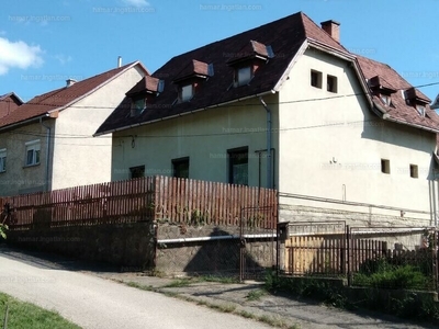 Eladó családi ház - Nyergesújfalu, Komárom-Esztergom megye