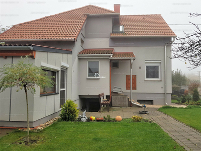 Eladó családi ház - Rajka, Győr-Moson-Sopron megye