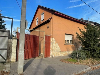Eladó családi ház - XIX. kerület, Kisfaludy utca
