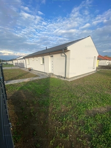 Eladó ikerház - Vámosszabadi, Győr-Moson-Sopron megye