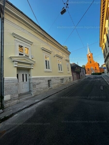 Eladó lakásban iroda - Pécs, Belváros