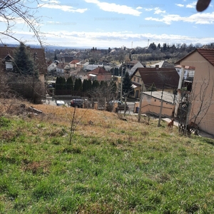 Eladó lakóövezeti telek - Pécs, Szabolcsfalu