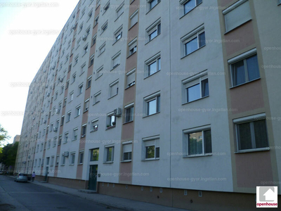 Eladó panel lakás - Győr, Nádorváros