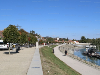 Eladó tégla lakás - Szentendre, Belváros