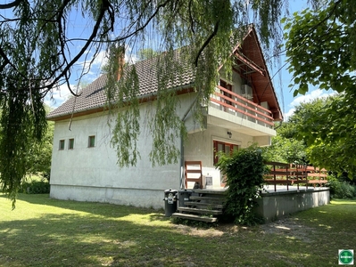 Eladó családi ház - Fadd, Dombori út