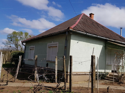 Eladó családi ház - Fülöp, Zrínyi Miklós utca