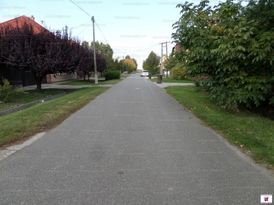 Eladó lakóövezeti telek - Szeged, Tigér utca