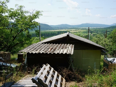 Eladó üdülőházas nyaraló - Pomáz, Borostyán utca