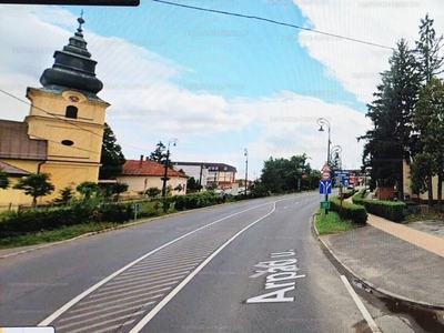 Kiadó utcai bejáratos üzlethelyiség - Nyíradony, Hajdú-Bihar megye