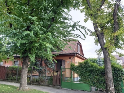 XIX. Kerület, Wekerle, 80 m2-es, ikerház, 3+1 félszobás, jó állapotú - XIX. kerület, Budapest - Sorház/ikerház/házrész