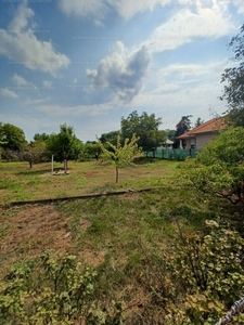 Eladó lakóövezeti telek - Debrecen, Júliatelep