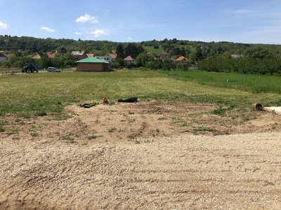 Eladó lakóövezeti telek - Győrújbarát, Magyari utca