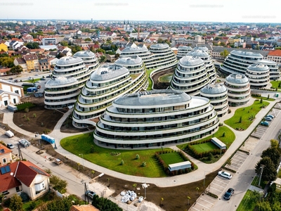 Kiadó csúsztatott zsalus - Szeged, Bakay Nándor utca 24.