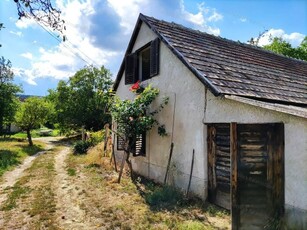 Eladó családi ház Pécsely