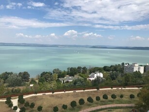 Eladó hotel Balatonföldvár, földszint