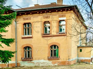 Eladó hotel Gyömrő