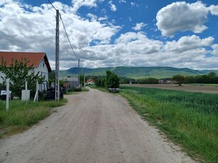 Eladó mezogazdasagi ingatlan Tahitótfalu, Szabadság út