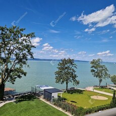 Eladó téglalakás Balatonboglár