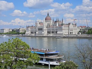 Eladó téglalakás Budapest, I. kerület, 3. emelet