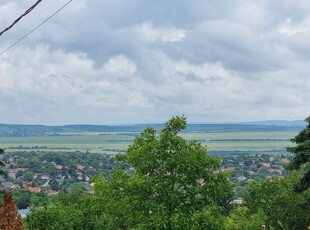 Eladó telek Biatorbágy