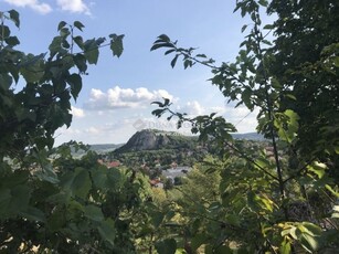 Eladó telek Budaörs