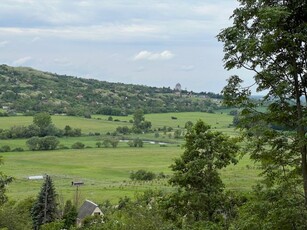 Eladó telek Esztergom