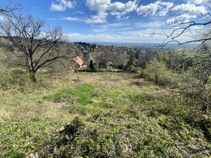 Eladó telek Szentendre