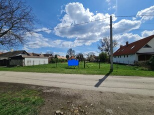 Eladó telek Velence, Liget utca