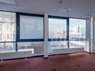 Kiadó iroda Budapest, II. kerület, Rózsadomb, A kat.Irodaház I.em 129 m² iroda, 1. emelet