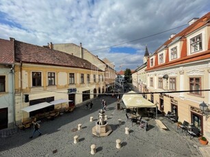 Kiadó téglalakás, albérlet Székesfehérvár, Belváros, Tetőtér