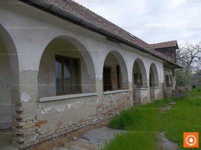 Eladó lakóövezeti telek - Székesfehérvár, Felsőváros