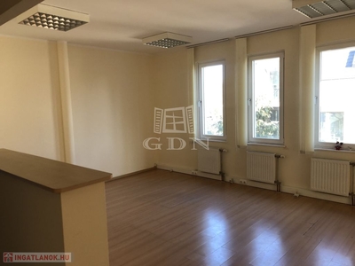 Kiadó iroda/üzlethelyiség Budapest II. ker 1 515 Euro