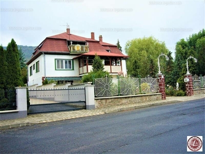 Eladó szálloda, hotel, panzió - Badacsonytomaj, Badacsony