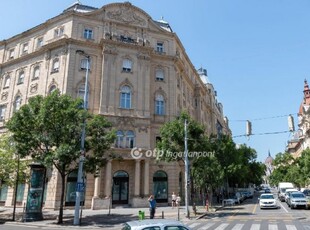 Eladó téglalakásBudapest, V. kerület, földszint