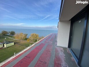 Siófok EZÜSTPARTON új panorámás tégla lakás 3 szobás