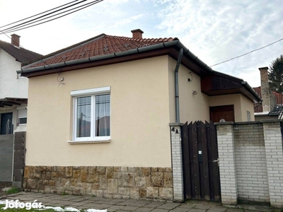 Felújított családi ház Miskolcon