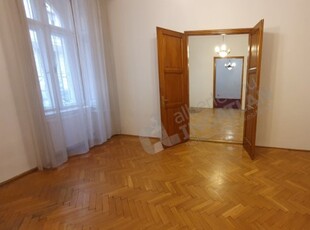 Kiadó téglalakás, albérlet Budapest, V. kerület, Lipótváros, földszint