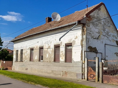 Gazdálkodásra alkalmas ingatlan eladó - Hajdúnánás, Hajdú-Bihar - Ház