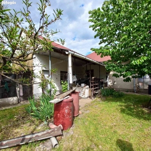 Sóstóhegy központi részén 3 szobás családi ház eladó - Nyíregyháza, Szabolcs-Szatmár-Bereg - Ház
