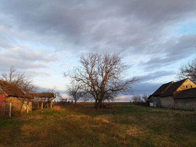 Eladó telek Balatonmagyaród