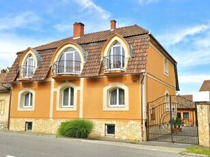 Eladó Ház, Somogy megye Kaposvár Szigetvári utcában családi ház+ műhely