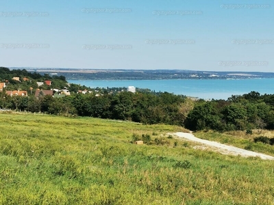 Eladó külterületi telek - Balatonalmádi, Veszprém megye