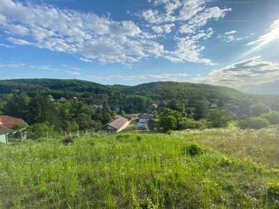 Eladó lakóövezeti telek - Győrújbarát, Baráthegy