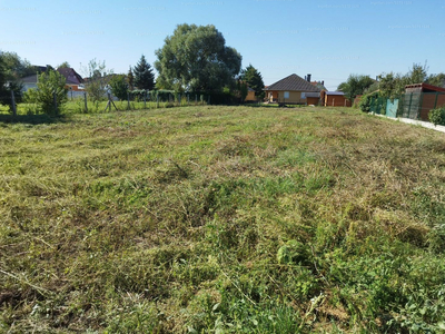 Eladó lakóövezeti telek - Pápa, Szellő utca