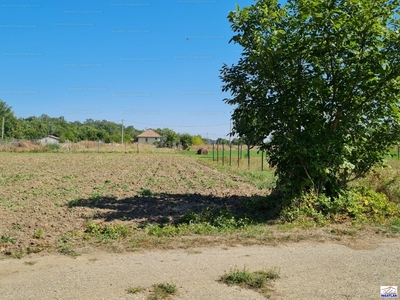 Eladó üdülőövezeti telek - Szolnok, Szárcsa utca