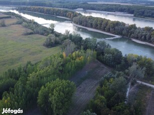 Dunaparti ház - Győri eladó tégla családi ház