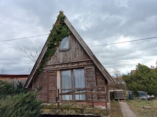 Eladó családi házCsörög, Komáromi utca